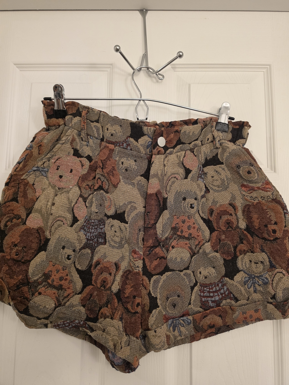 SHEIN Teddy Bear Tapestry Shorts in Brown and Tan